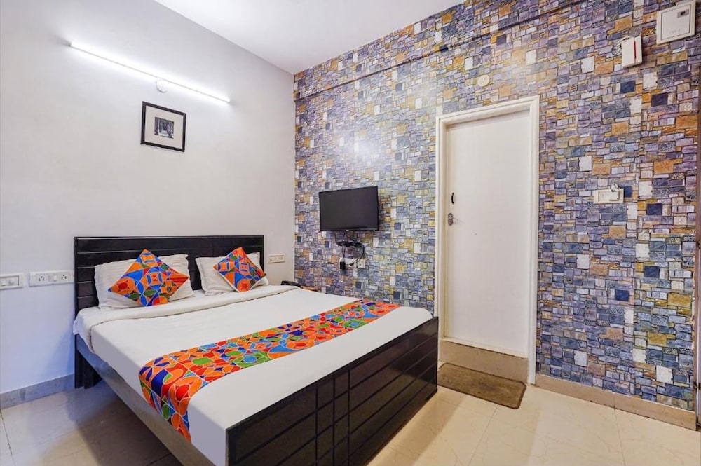 FabExpress Kings Suites Banaswadi