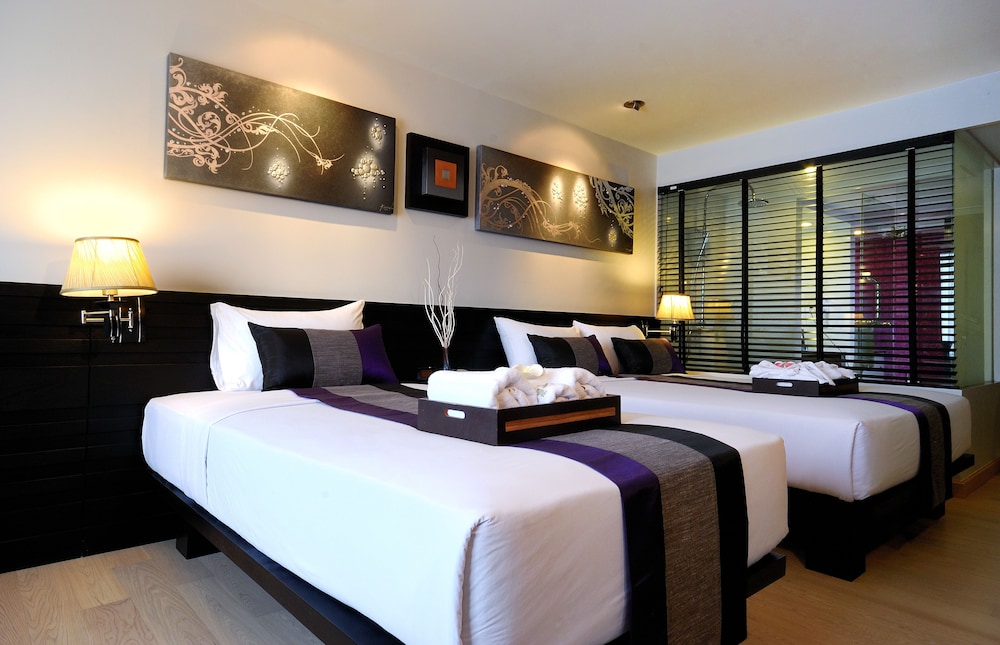 Nouvo City Hotel