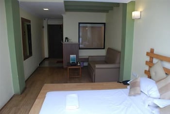 Hotel Maneck Residency
