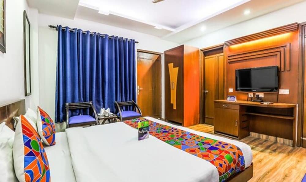 FabHotel The Residency