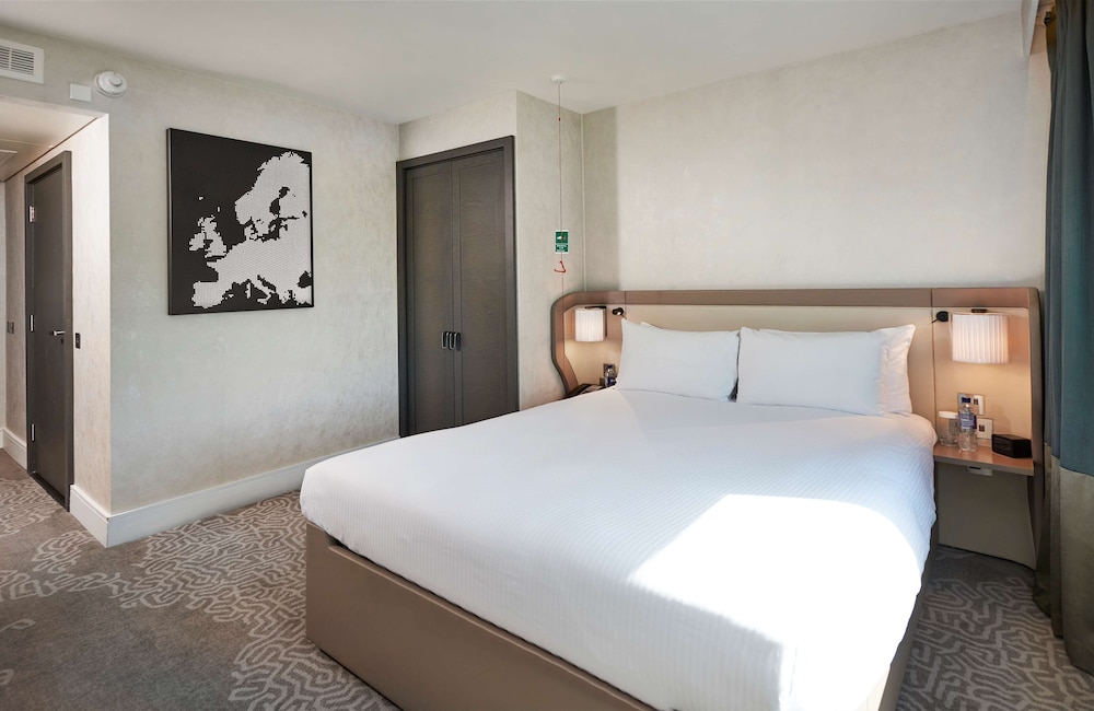Hilton London Heathrow Airport
