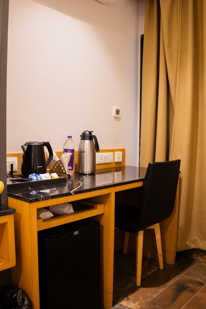 Jains Hotel Rajhans