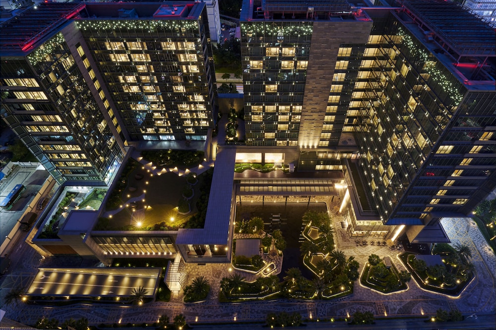 DoubleTree by Hilton Shenzhen Airport