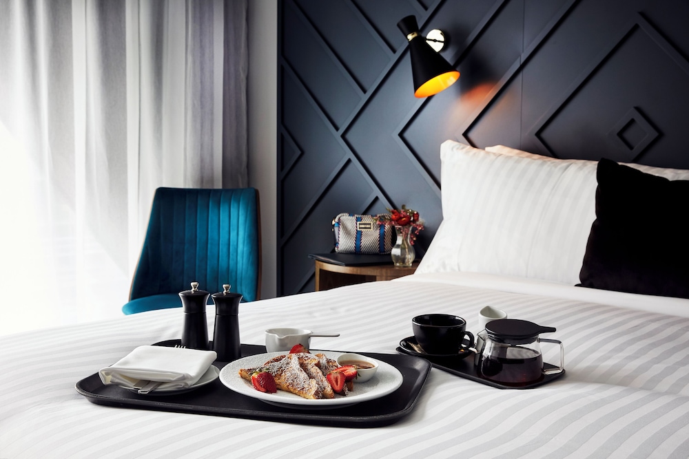 West Hotel Sydney, Curio Collection by Hilton