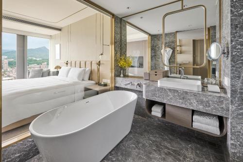 GRAND HILAI TAIPEI
