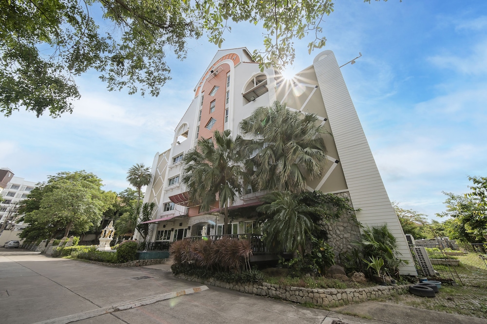Bella Villa Pattaya 3rd Road