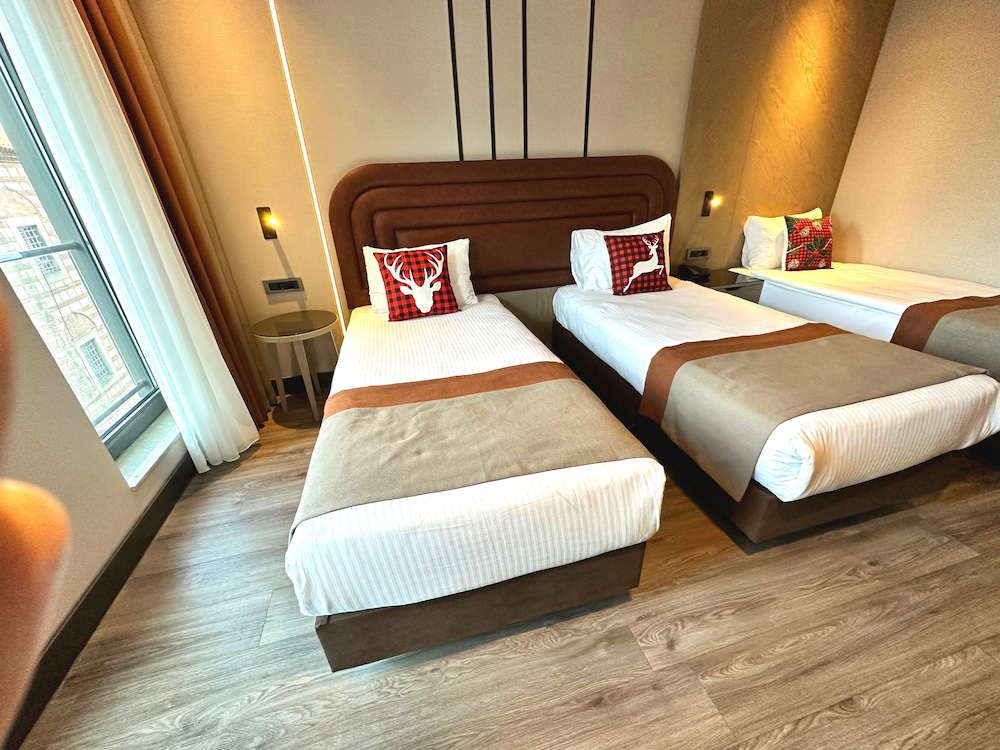 Edition Old City Hotel