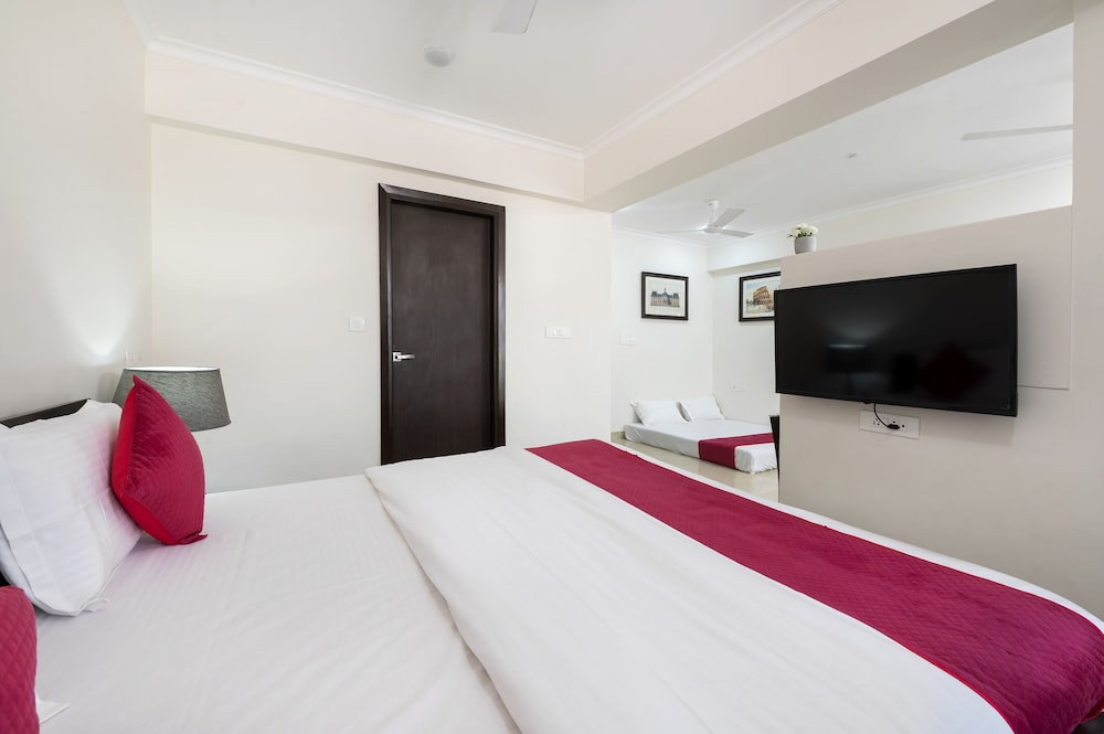 Palm Stay - Studios & Rooms