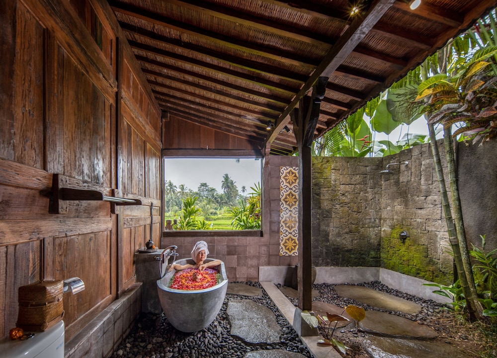 Madani Antique Villas