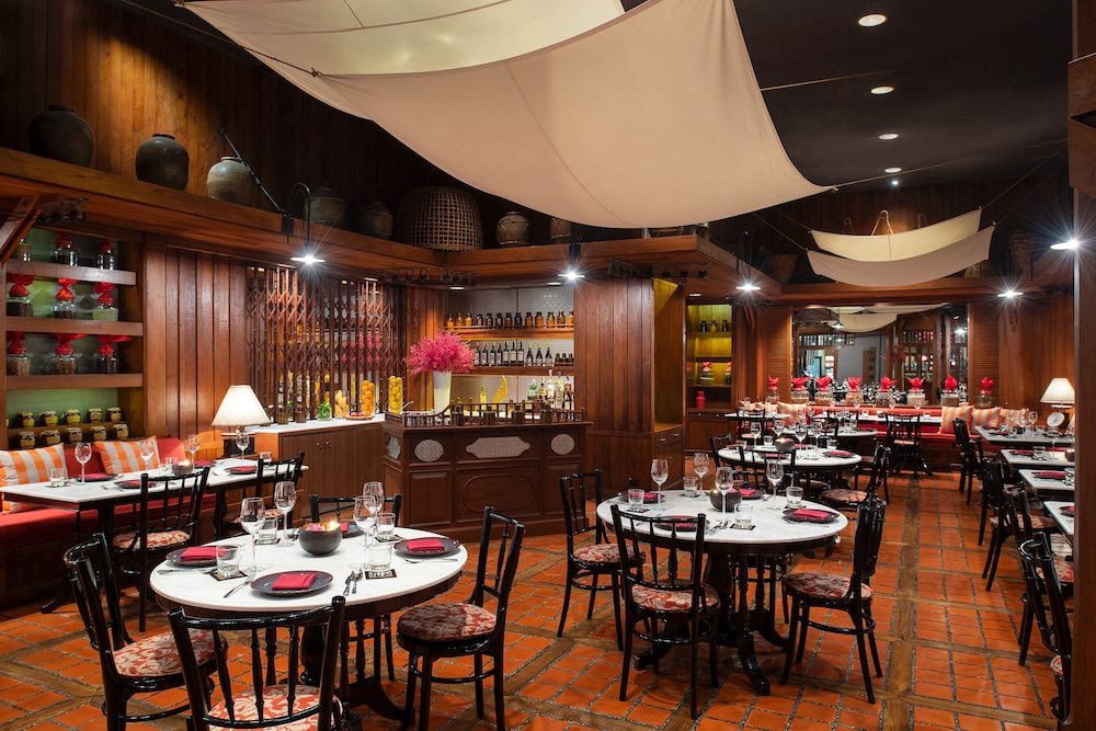Anantara Siam Bangkok Hotel