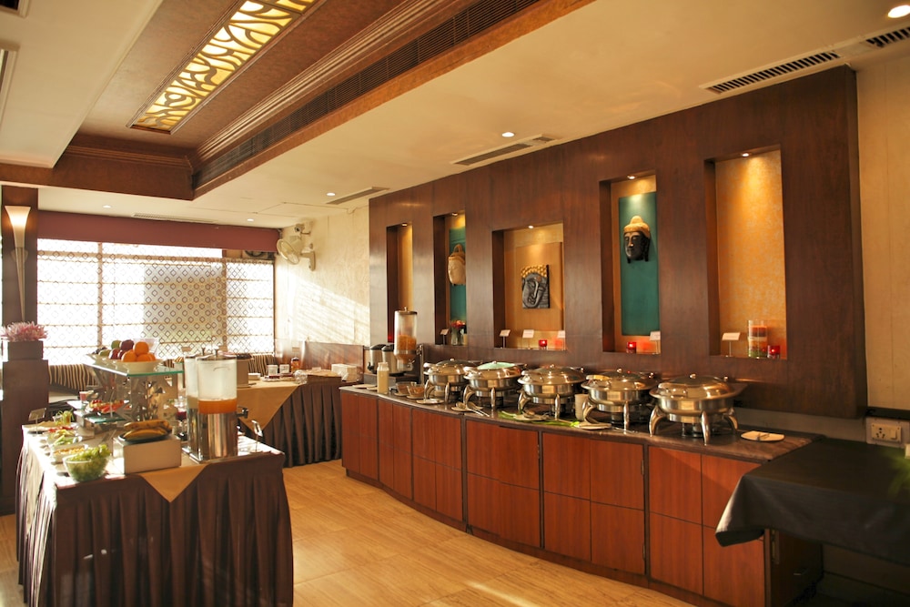 Hotel Surya Royal