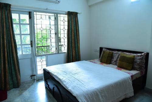 Woods Inn Serviced Apartments