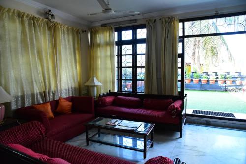 Woods Inn Serviced Apartments
