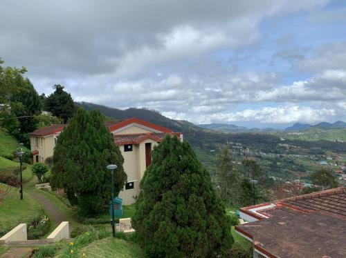 Mountain Retreat - A Hill Country Resort