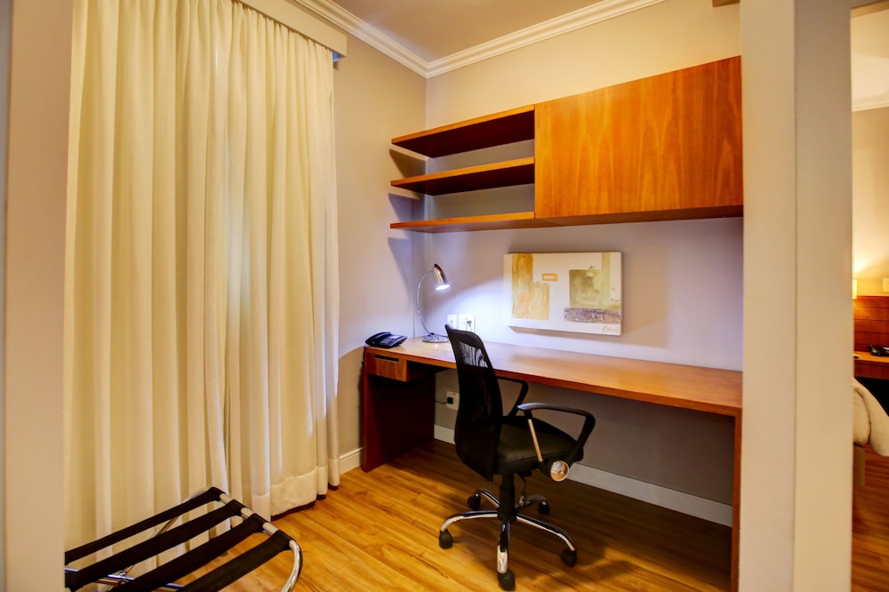 Roomo Bela Cintra Residencial
