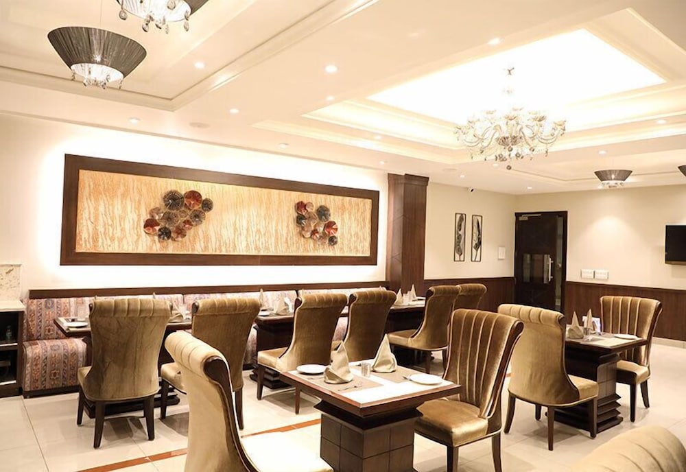 Hotel Aagaaz for Luxury Stay & Celebration