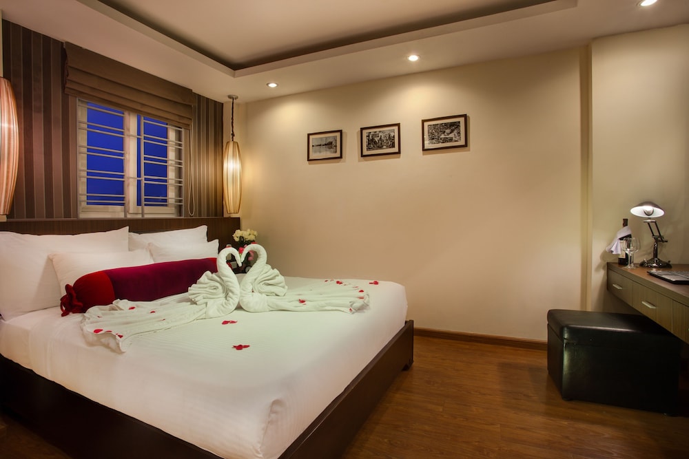 Golden Art Hotel