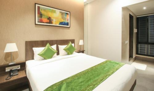 Treebo Elite Residency - 2 kms from Railway station