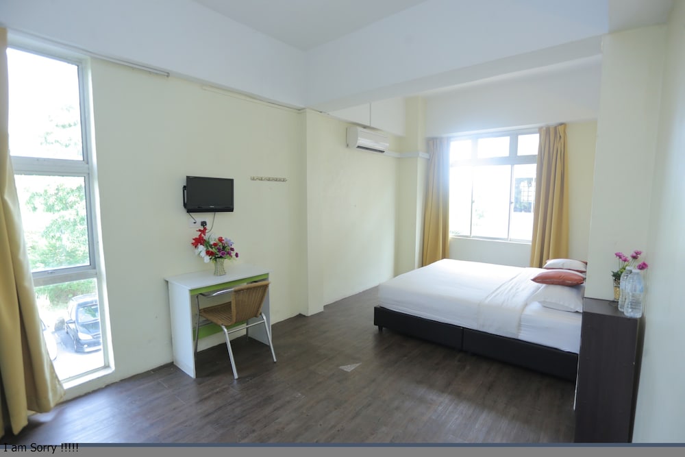JAM Hotel near ERL Salak Tinggi Sepang