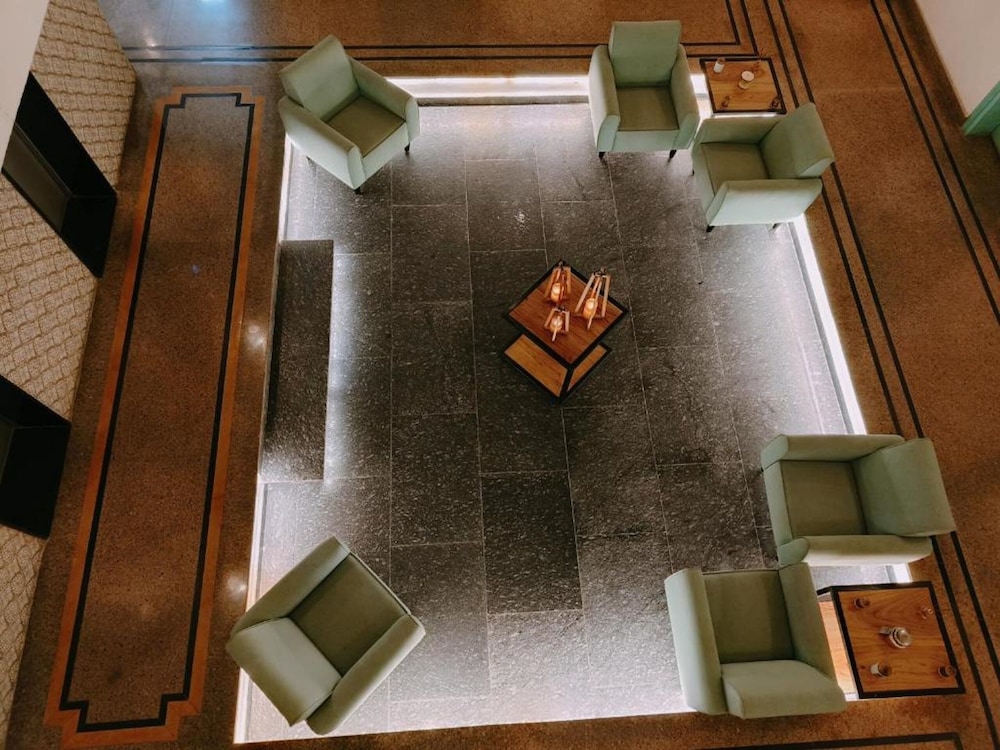 Ataraxia Crestmont Resorts & Spa