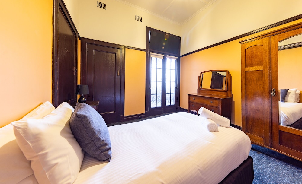 Strathfield Hotel
