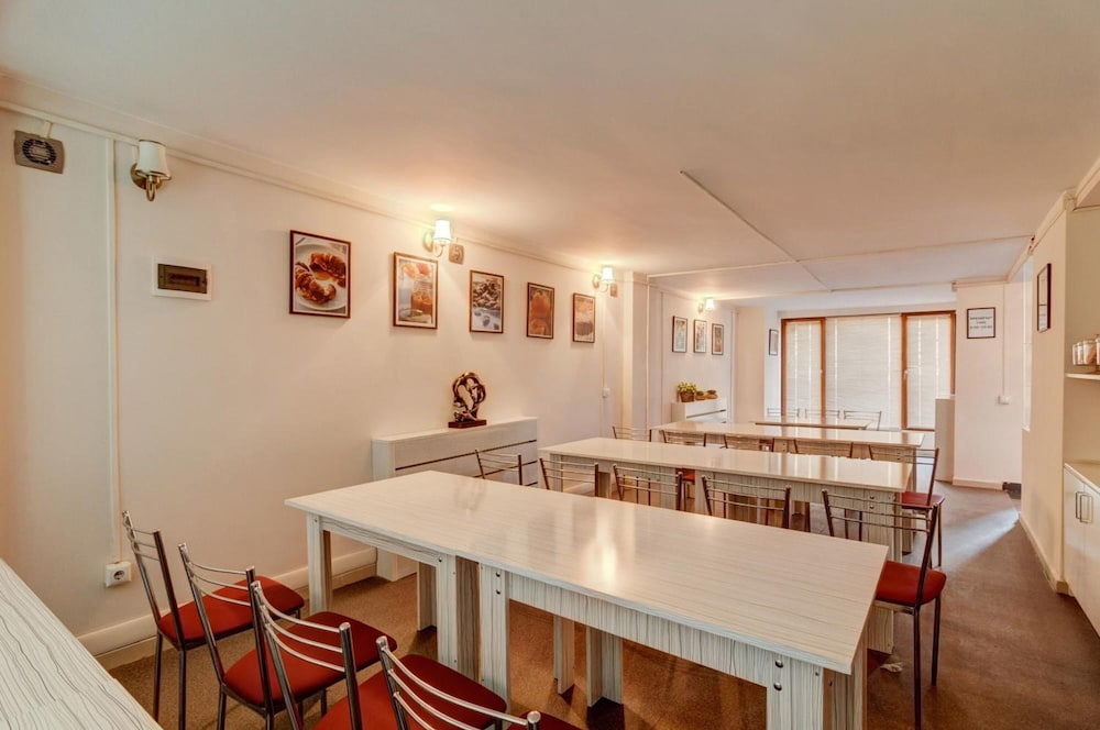 Liva Hotel