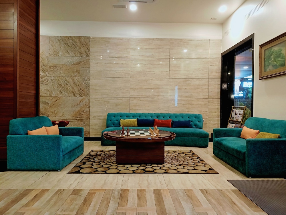 OYO Premium Muncipal Garden Margao