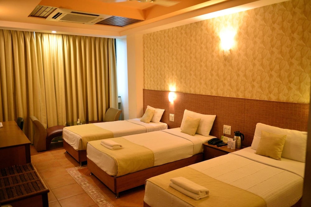 OYO Premium Muncipal Garden Margao