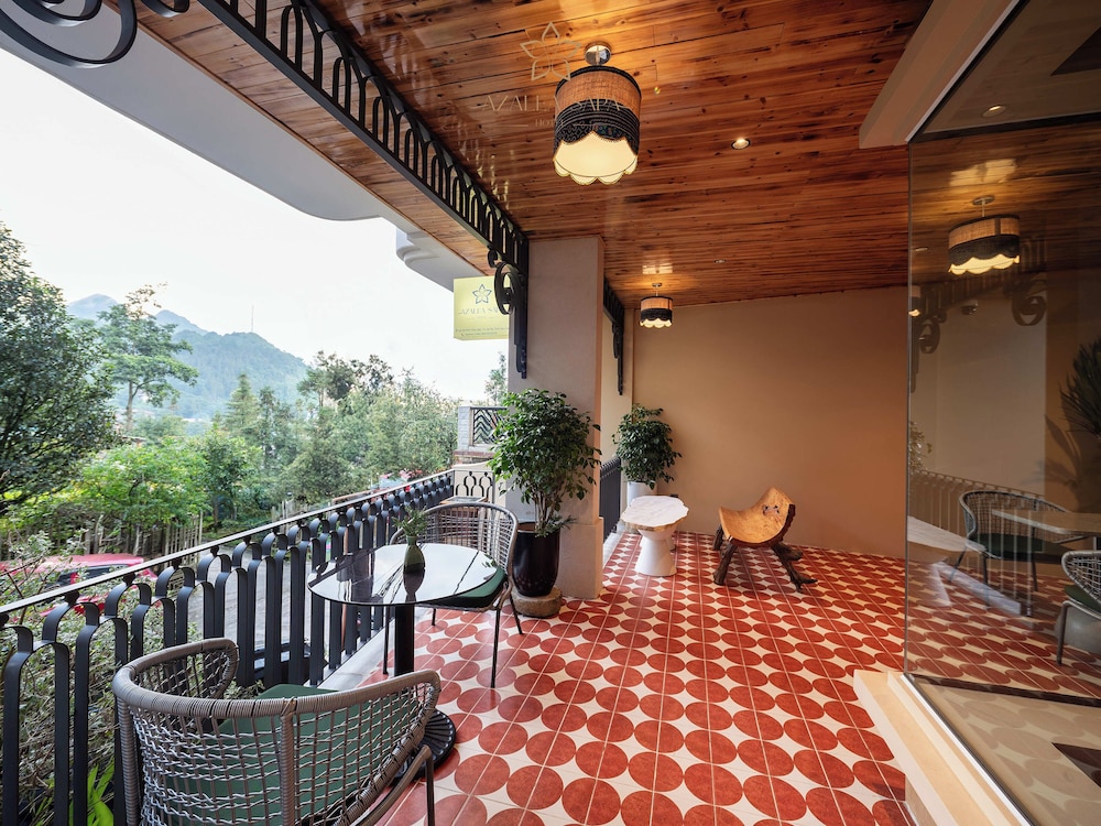 Azalea Sapa Hotel