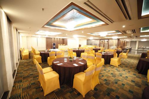 Taj Mahal Jubilee Hills