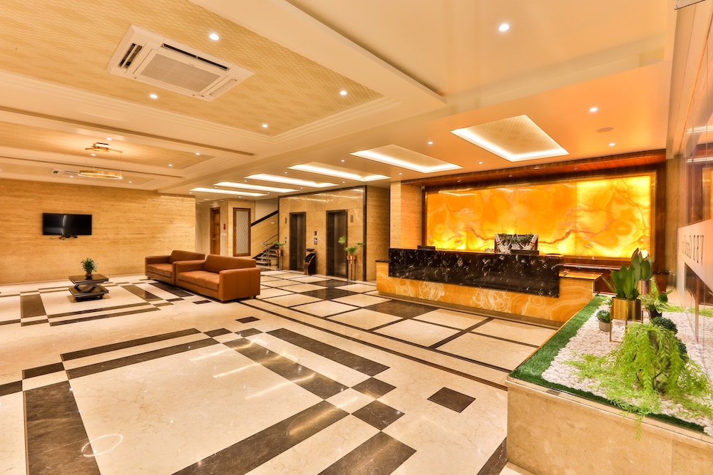 VBR Grand Inn Hotel
