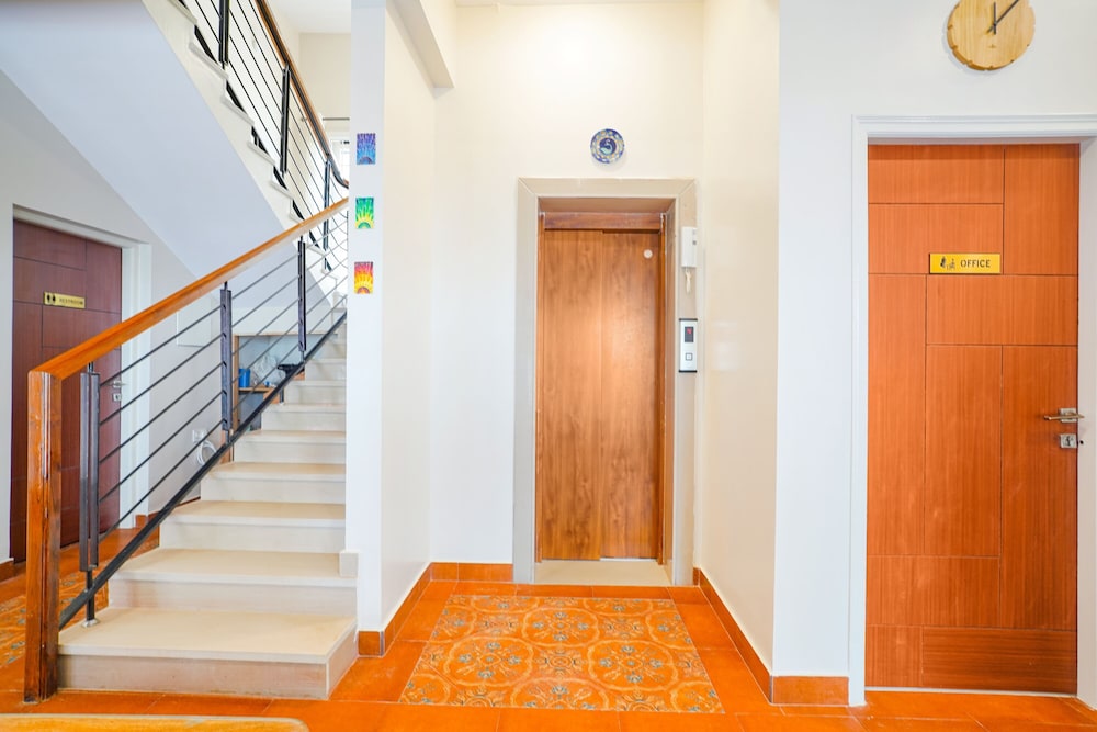 FabHotel Bougainvillea Suites