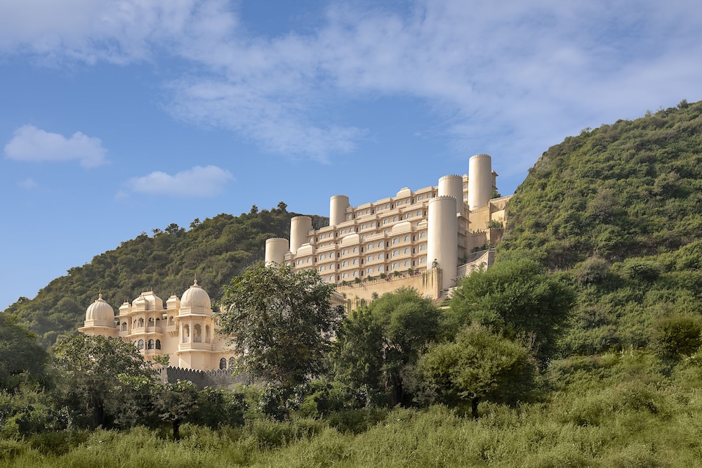 Aurika, Udaipur - Luxury by Lemon Tree Hotels