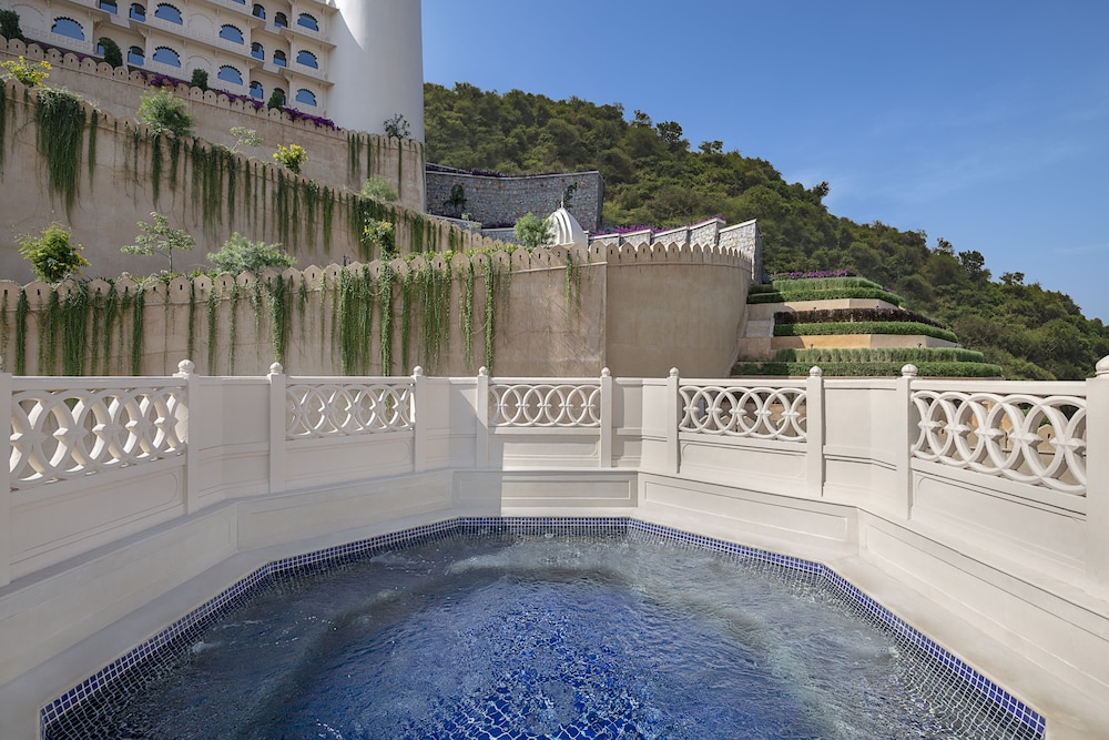 Aurika, Udaipur - Luxury by Lemon Tree Hotels
