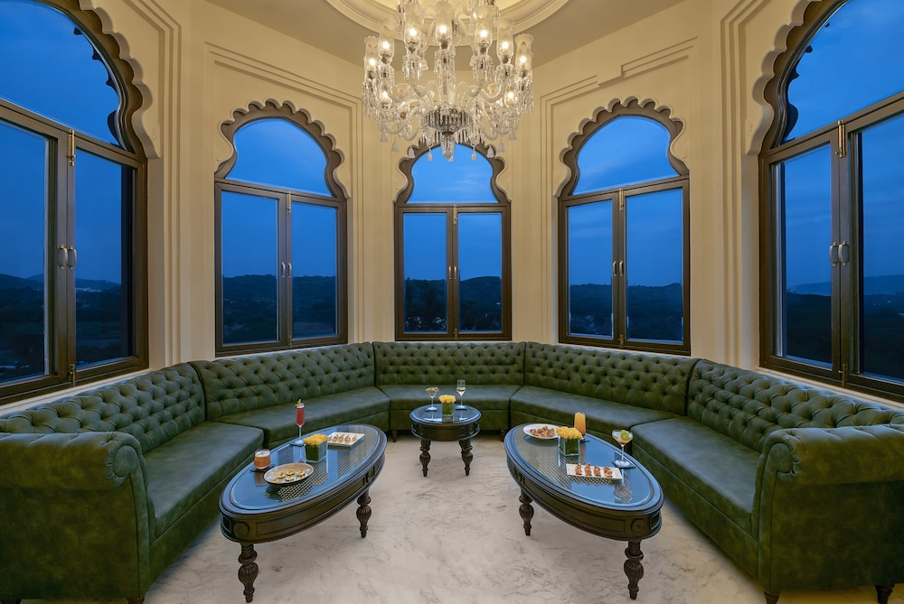 Aurika, Udaipur - Luxury by Lemon Tree Hotels