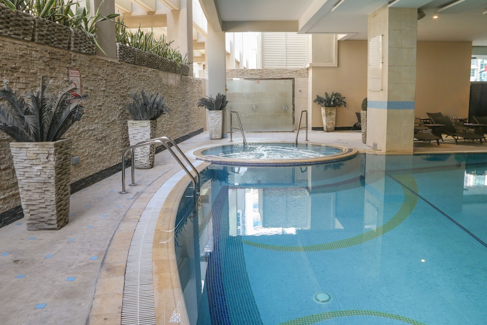 Flora Creek Deluxe Hotel Apartments Dubai