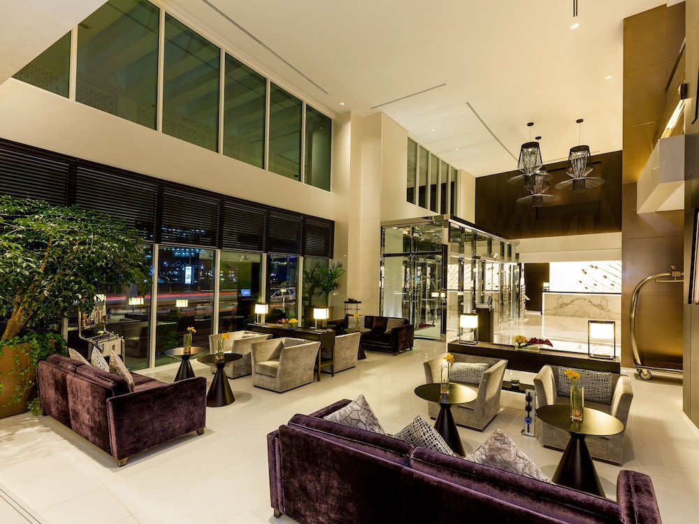 Flora Creek Deluxe Hotel Apartments Dubai