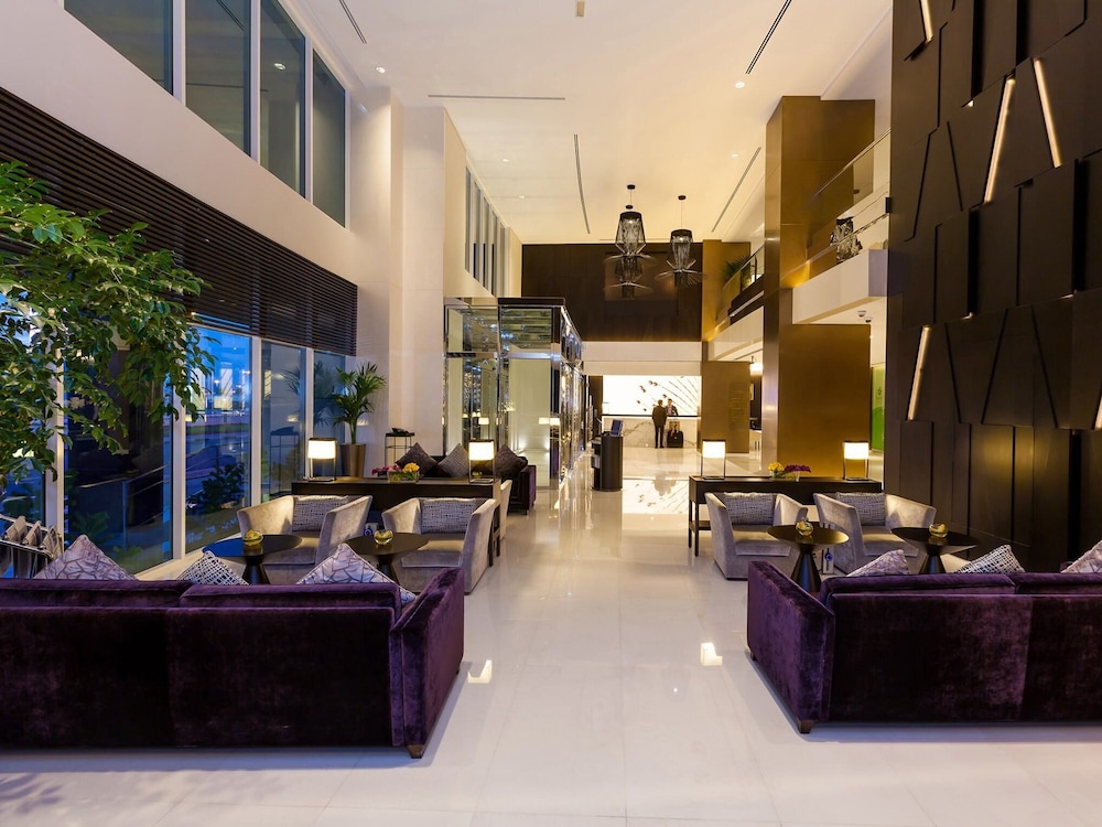 Flora Creek Deluxe Hotel Apartments Dubai