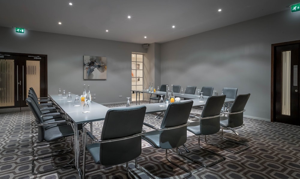 Maldron Hotel Dublin Airport