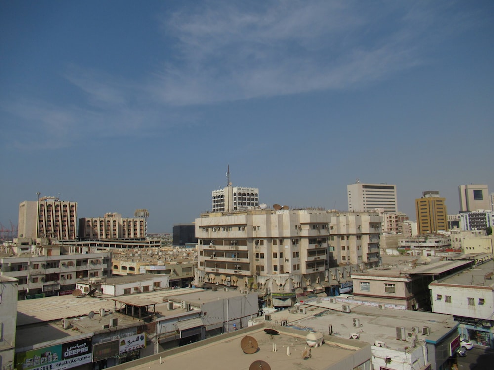 Touq Balad