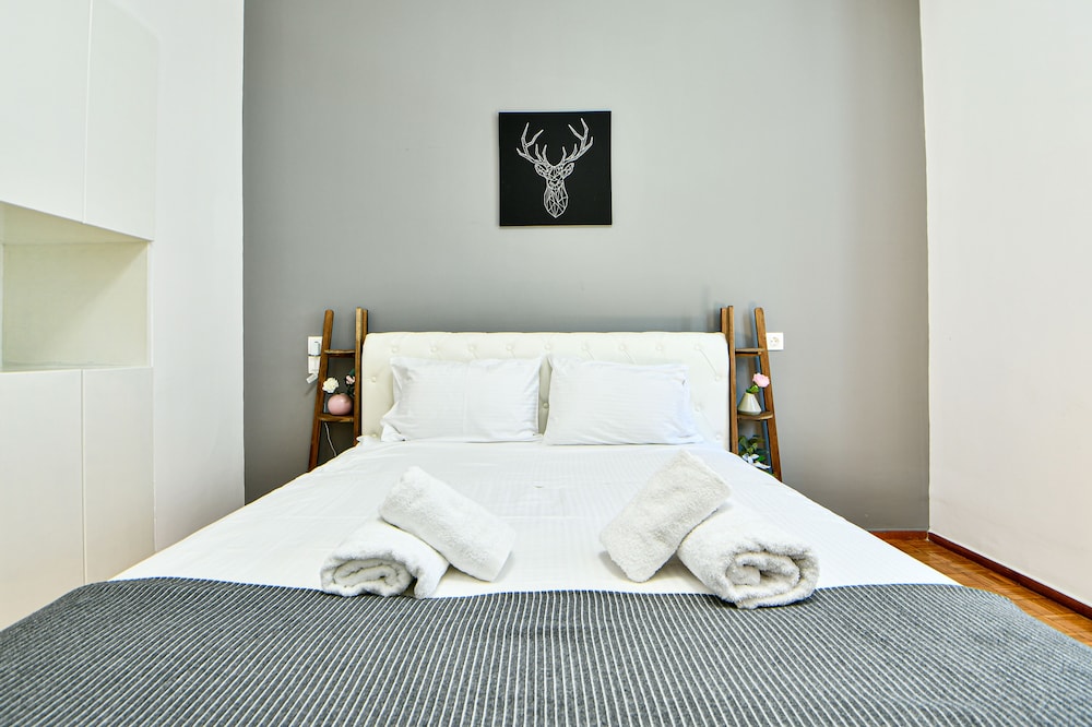 Flowers Of Athens - Boutique Aparthotel