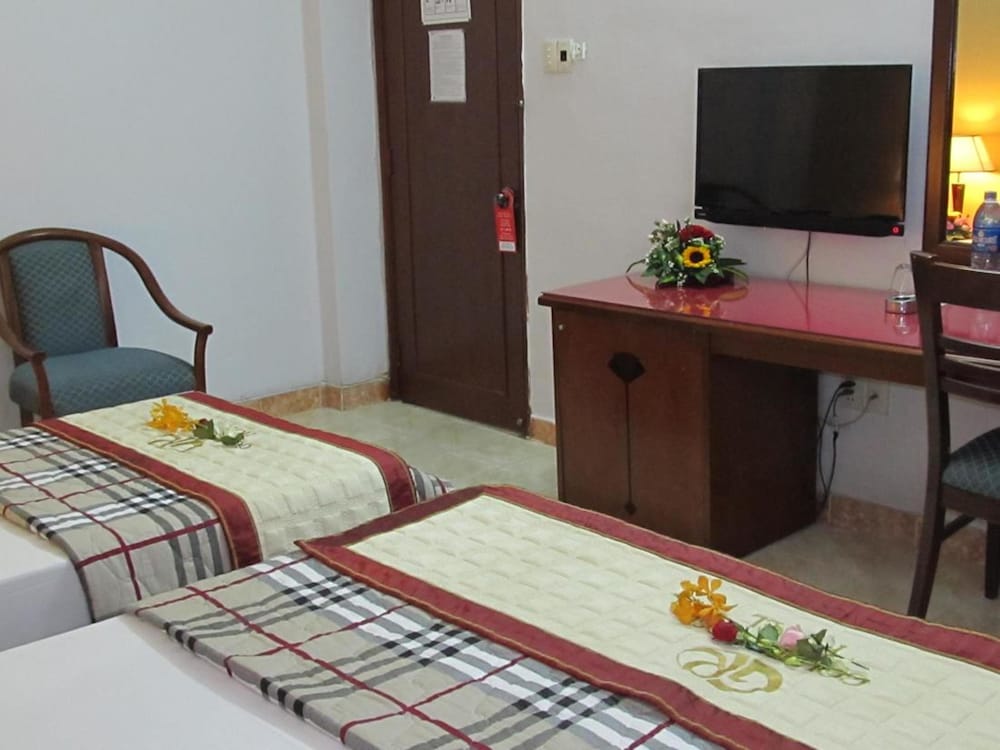 Trung Mai Hotel