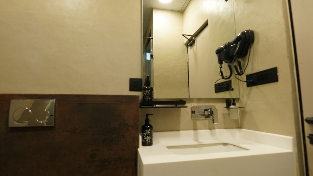Aquila Grand Suites