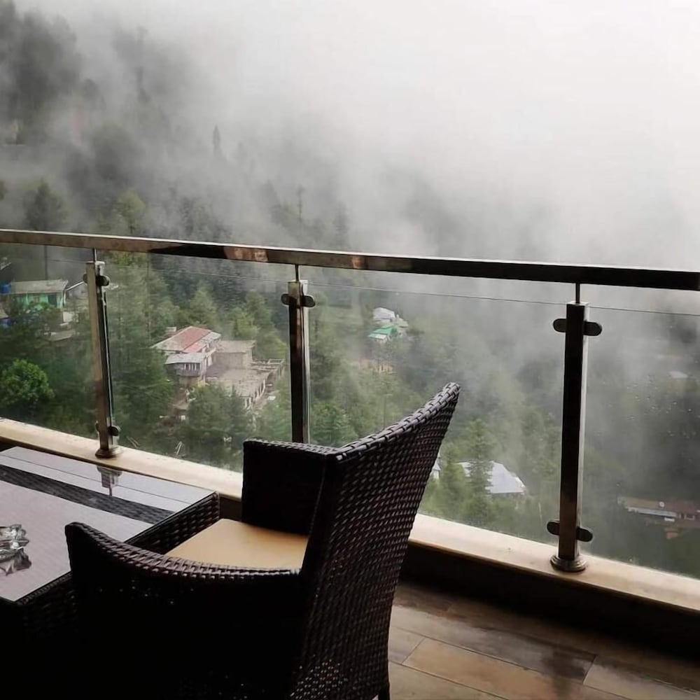 Bellevue Luxury Apartments Nathia Gali