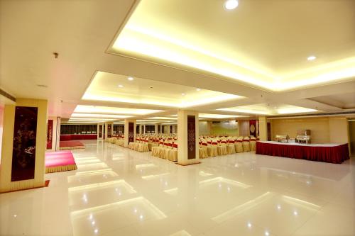 HOTEL SWAGATH GRAND - AS RAO NAGAR