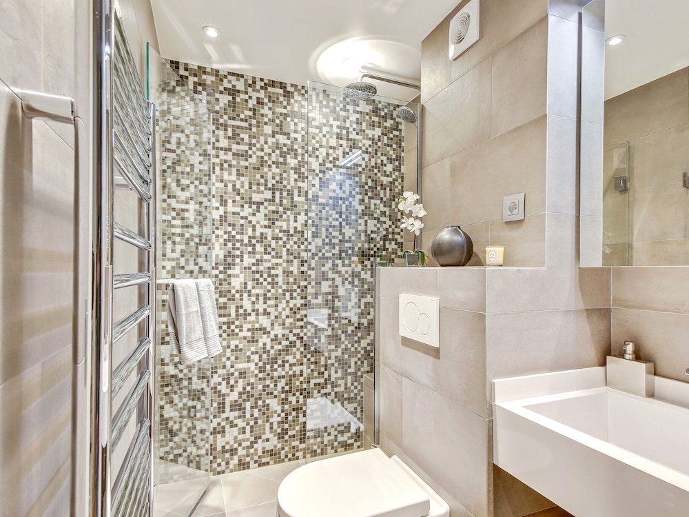 Luxury Apartment Paris Louvre