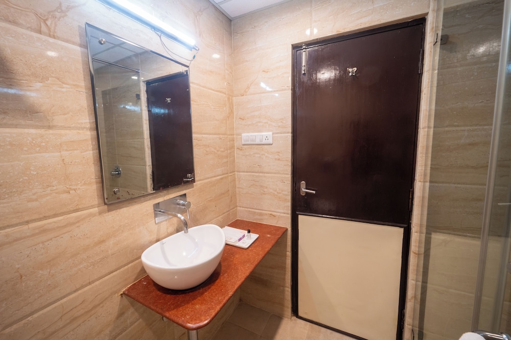 Cosmos Raj Plaza Jaipur