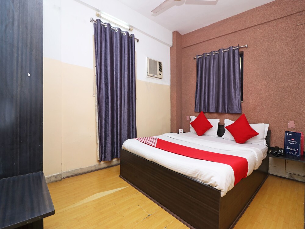 OYO 4219 Ratnakar Residency