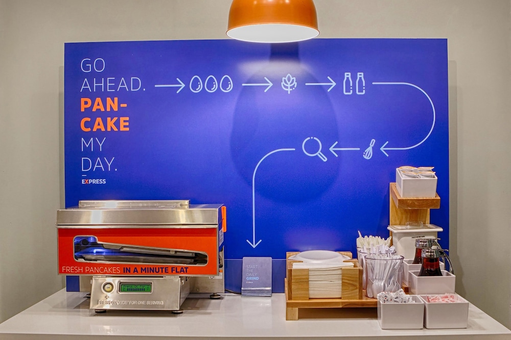 Holiday Inn Express New York City- Wall Street by IHG