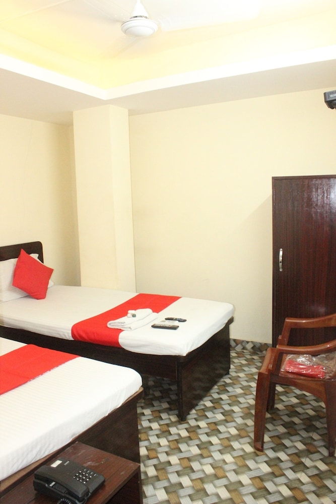 HOTEL GALAXY INN